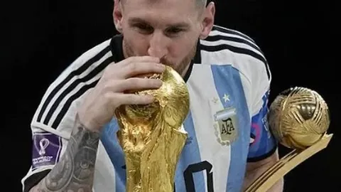 阿紮尋逸，弟歸故里，兄借酒慰傷